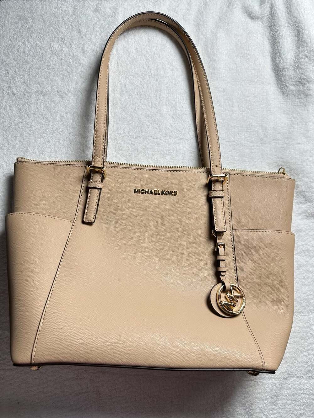 Michael Kors Jet Set East West Top Zip Tote Bag Beige Leather